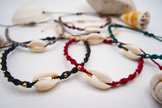 Linhasita: najlepšie voskované šnúry na náramky priateľstva a micro-macramé