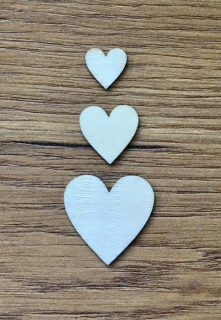 Drevené srdiečko stredné 2cm